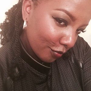 Meet your Posher, Lena